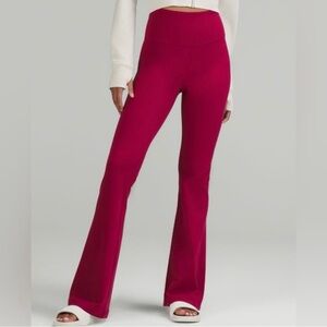 Lulumon Groove super high rise flared yoga pants nulu size 2 in pomegranate